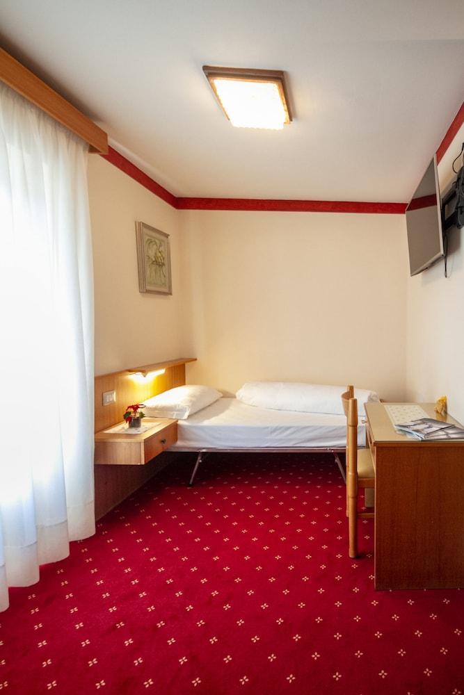 Hotel Stella Alpina Bellamonte Esterno foto